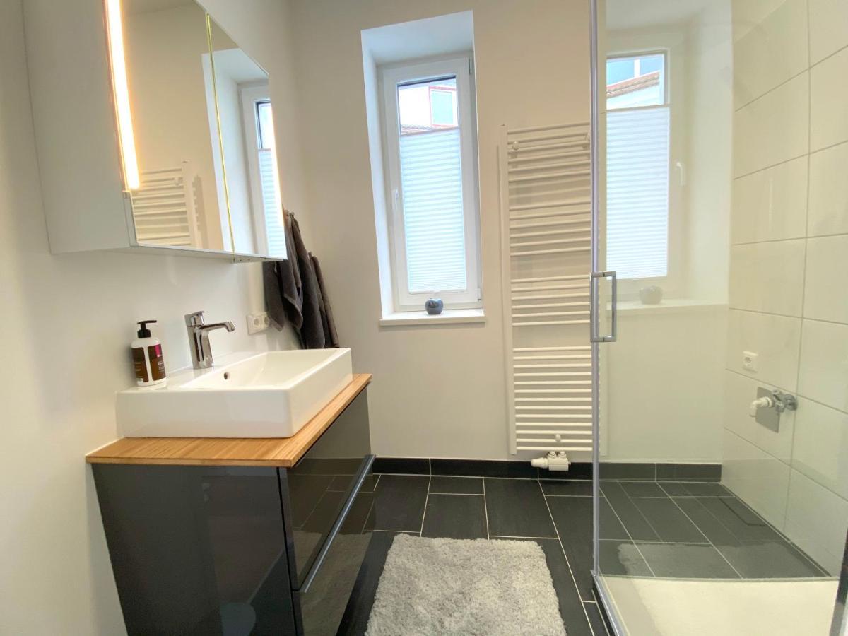 White Inn - Kuschelige Ferienwohnung Murzzuschlag Luaran gambar