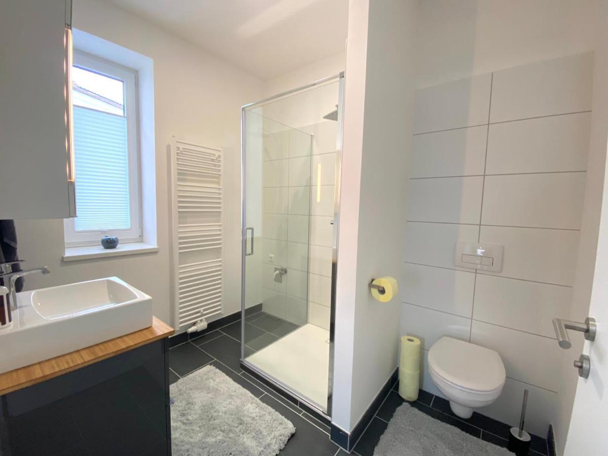 White Inn - Kuschelige Ferienwohnung Murzzuschlag Luaran gambar